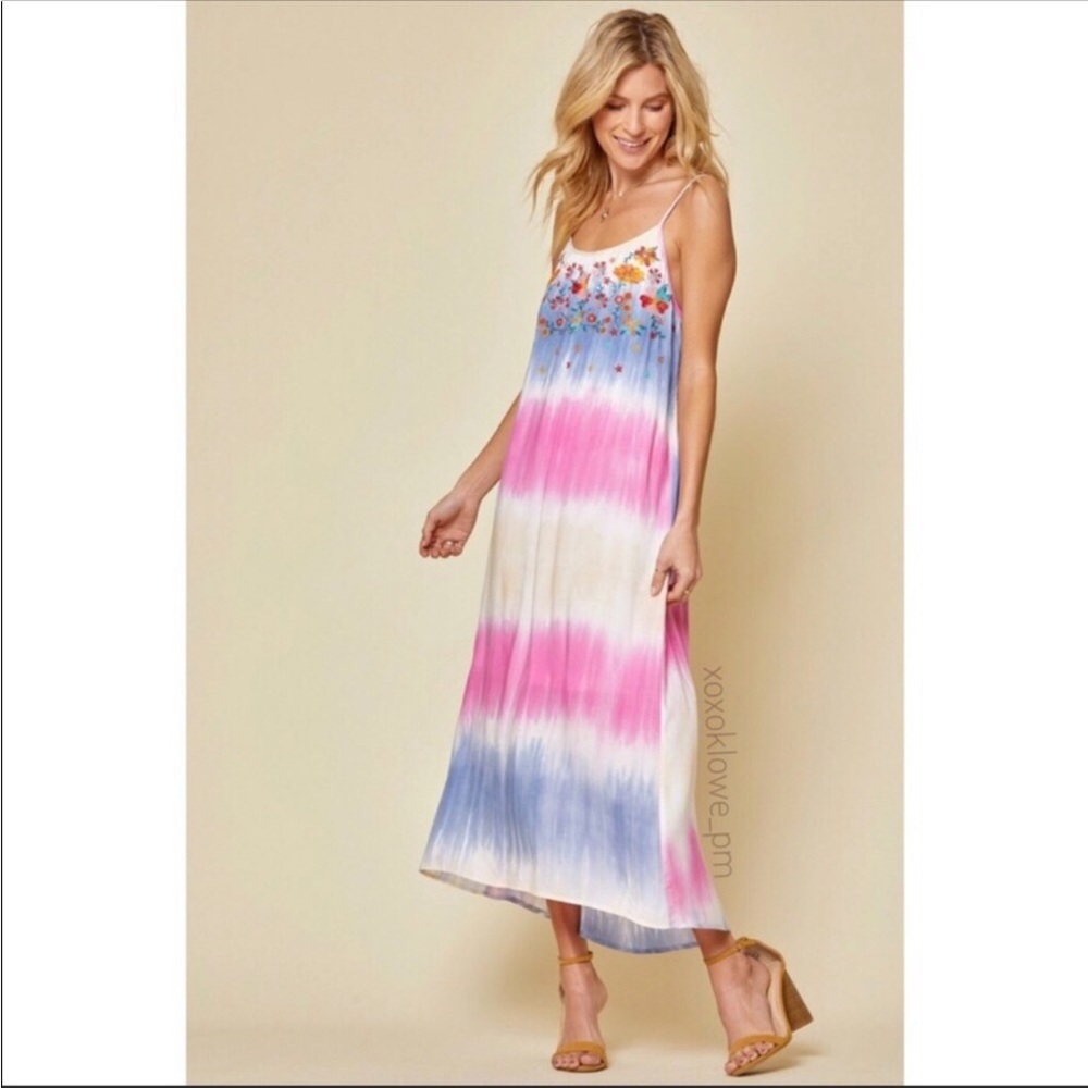 Gorgeous Sleeveless Tie Dye Striped Dress - Picture 3 of 5